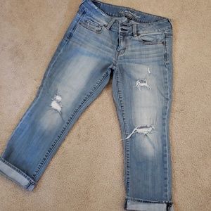 American Eagle Artist Crop